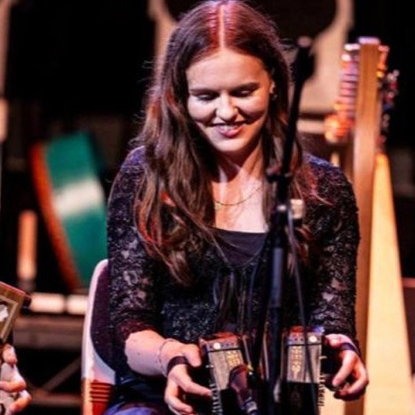 Ríona Hely - Concertina
